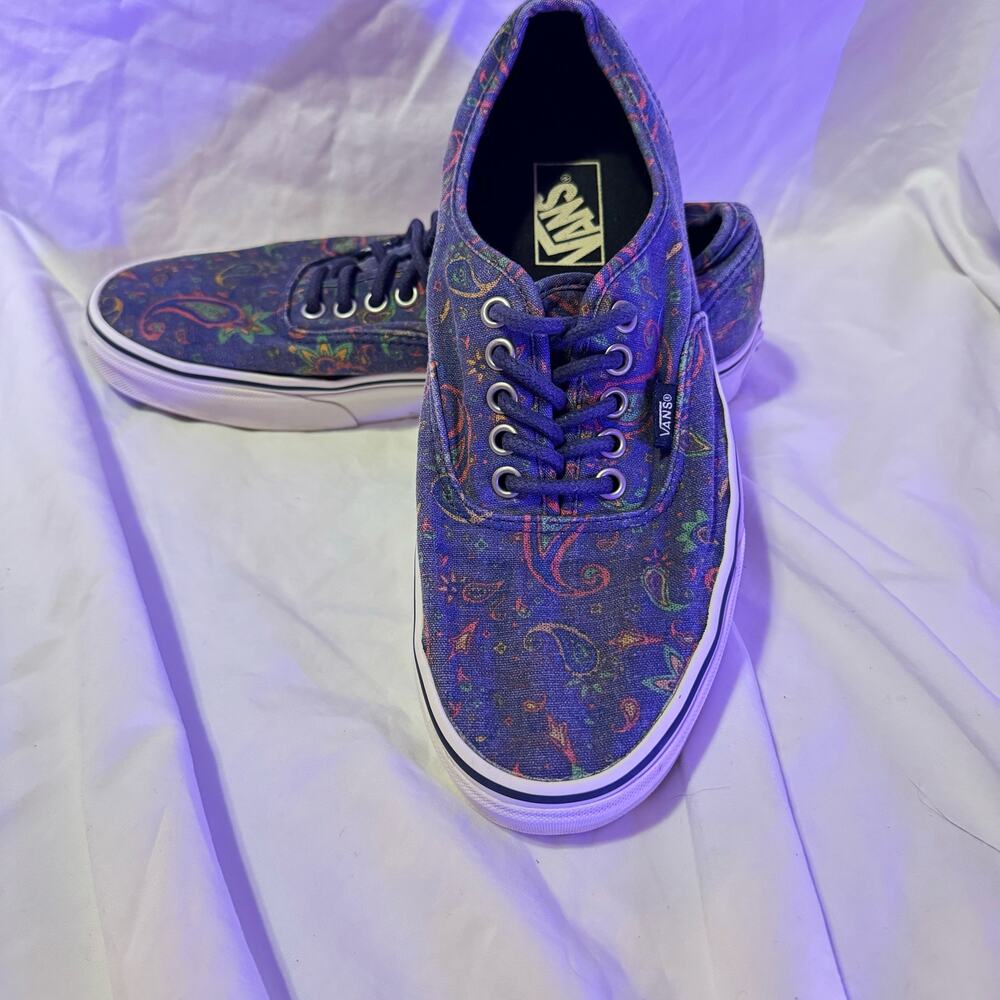 VANS Retro Blue Paisley lace up skater shoes Men’s size 9 retro vintage preppy